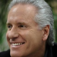 E-mail e número de telefone de Roberto Justus