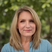Kristen Russell Email