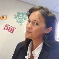 Yolande Ludick Email & Phone Number