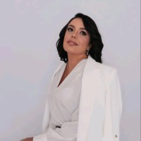 Simone Soares Email