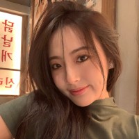 Daisy Lee Email