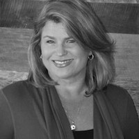 Skye Bruce Properties Employee Dodee Smith's profile photo