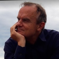 Email e telefono di James Wood