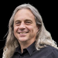 Oliver Mark Email & Phone Number