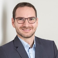 Holger Hartmann Email
