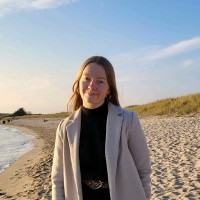 Marie Quiguer Email