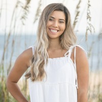 Stasmayer, Inc. Employee Bella Burn's profile photo