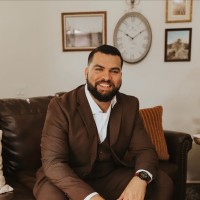 Realty ONE Group Employee Anthony Escobar's profile photo