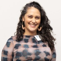 Lily Robinson Email & Phone Number