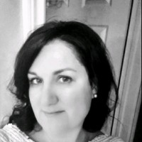 Connie MacNeil Email
