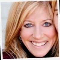 Microsoft Employee Julie Springer's profile photo