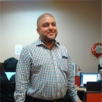 Edison Home Health Care Employee Roberto Vasquez's profile photo