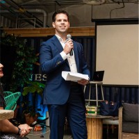 TW Sales Employee Thomas Waites's profile photo