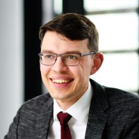 Christopher Hinde Email
