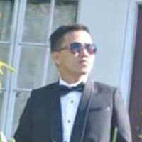 Universal Glass Co. Employee J Valle's profile photo