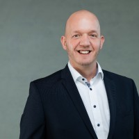 Pierre Elxnat Email