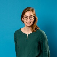 Esthel Ossó Email