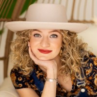 Skylar Henry Email & Phone Number