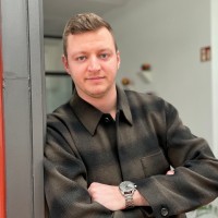 Julian Eberhardt Email