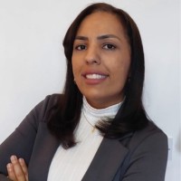 Ariane dos Santos Email