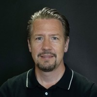 Stewart Holt Email