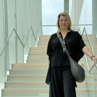 Jackie Rush Email & Phone Number