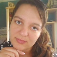 Inge B. Email