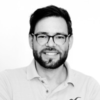 Stefan Brühl Email