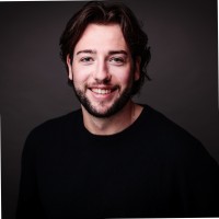 Max Krüger Email