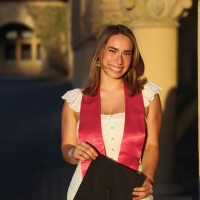 Stanford Digital Economy Lab Employee Alma Andino-Frydman's profile photo