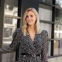 Oak Essentials Employee Johanna Ketterle's profile photo
