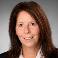 Anja Bähr Email