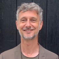 Koos Kostwinder Email