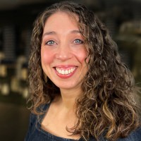 Wallauer Paint Hardware Design Employee Tara Rigoletto's profile photo