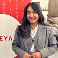 Extratik Employee Fouzia Arif's profile photo