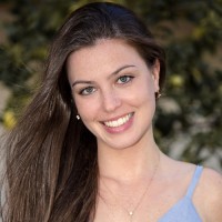 Skyrocket Ventures Employee Fernanda Braga's profile photo