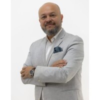 Giovanni Castro Email & Phone Number