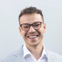 Oliver Ulrich Email