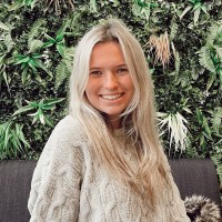 Surf Rider Employee Hannah Sealey's profile photo