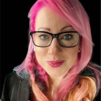 Studio 444 Employee Lisa London's profile photo