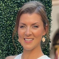 Southern California Edison (SCE) Employee Hillary Thomas's profile photo