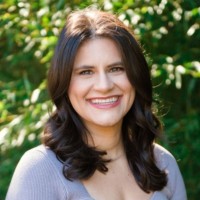 Elena O'Quinn Email & Phone Number