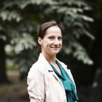 Anna Bernacka Email