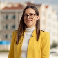 Vanja Ivanovic Email