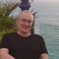 Help Peru Employee Christopher Price's profile photo