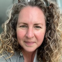 Sara Steil Email & Phone Number