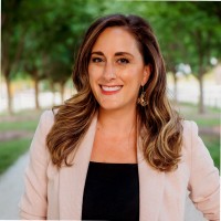 G2 Employee Emily Hyde's profile photo