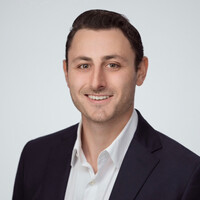 First Cambridge Realty Corporation Employee Andrew Robert's profile photo