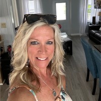 Shelli Ross Email & Phone Number