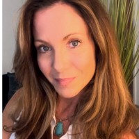 Lauri Miskella Email
